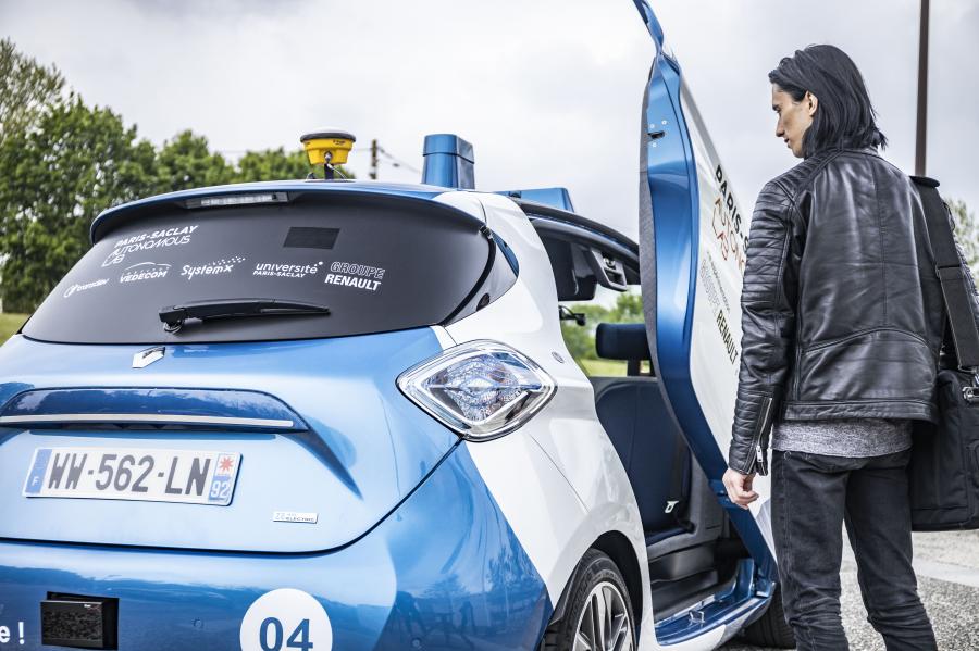 Детали экстерьера Renault ZOE Cab 2019 года  (фото 5 из 10)